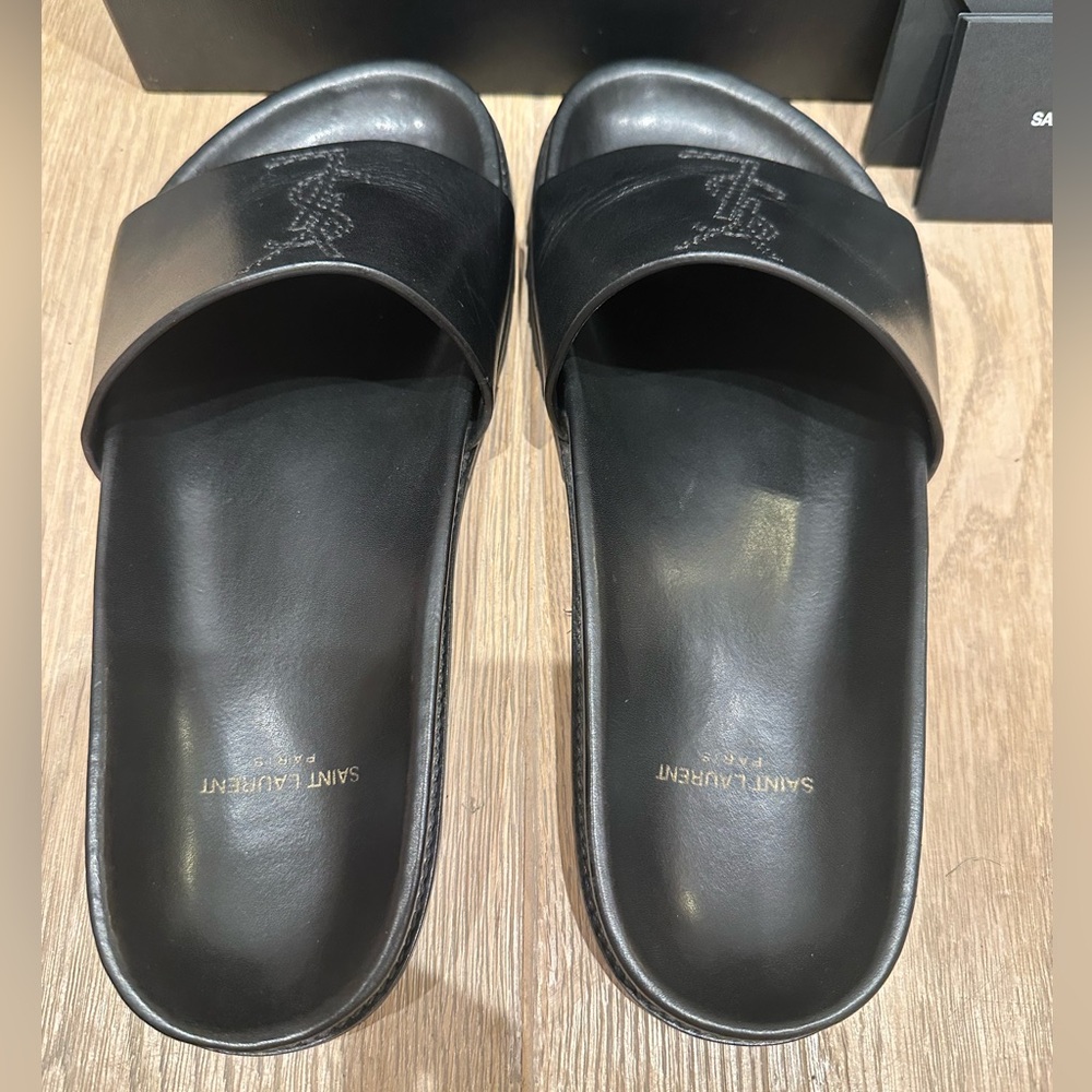 Saint Laurent Maine Liscio Black Leather Slide Sandals - Picture 7 of 12